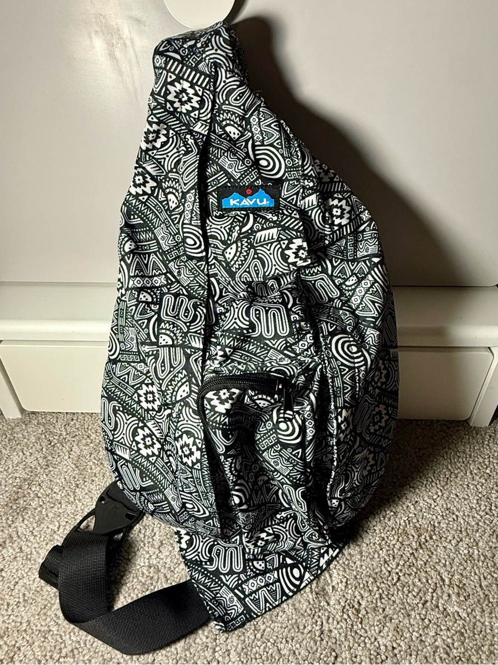 Kavu Black & White Patterned Rope Sling Bag